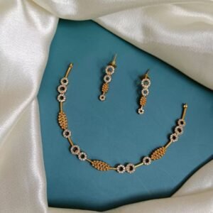 Eliya Neckpiece