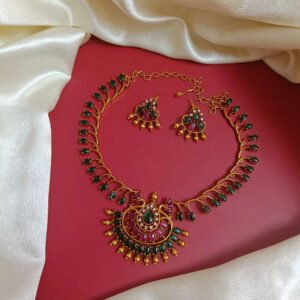 Green Emerald Neckpiece