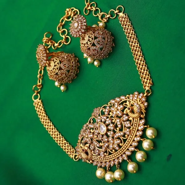 Kushi Chocker - White