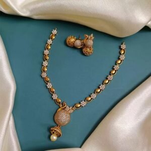 Nemali Neckpiece