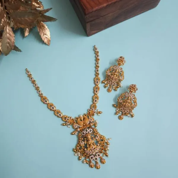 Durga Neckpiece