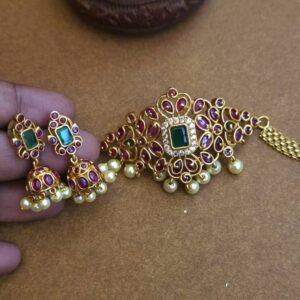 Veni Chocker