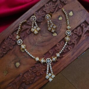 Tanvi AD Neckpiece