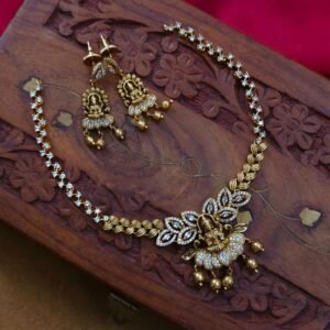 Gamini Antique Neckpiece