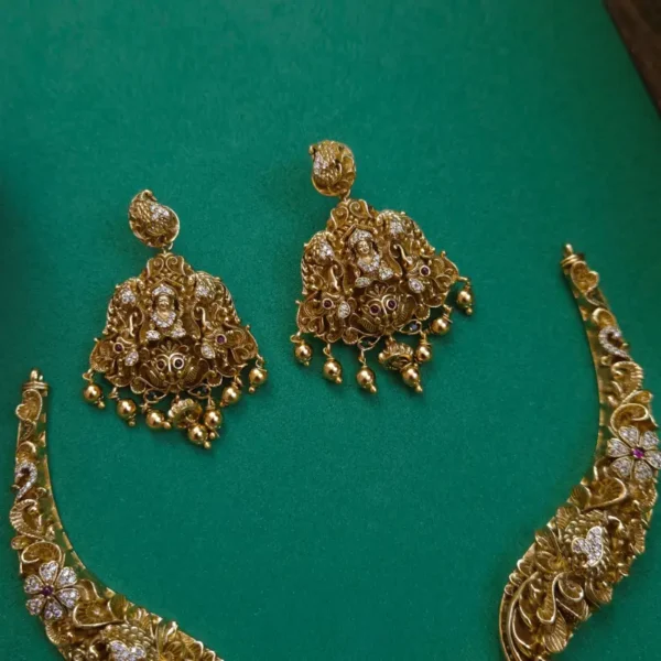 Kadambari Antique Temple Designer Neckpiece - Image 3