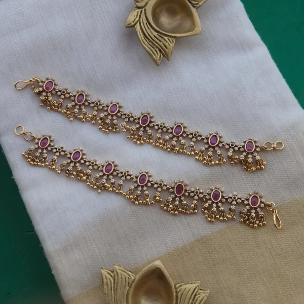 Floral Earchain