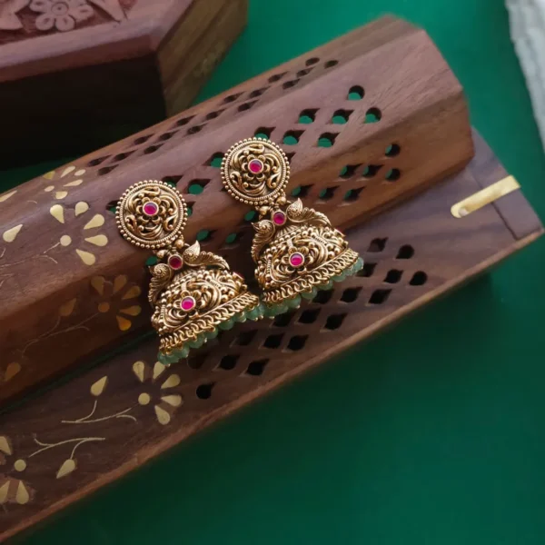 Yamini Jadau Jhumka