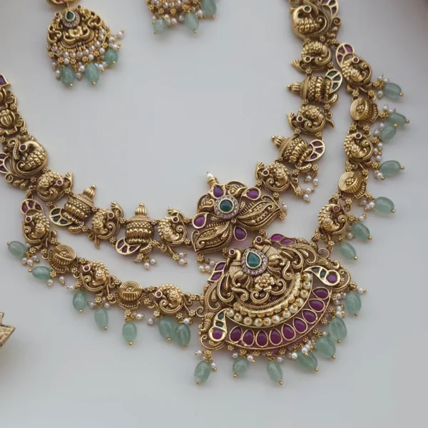 Abitha Dual Layered Bold Neckpiece - Image 2