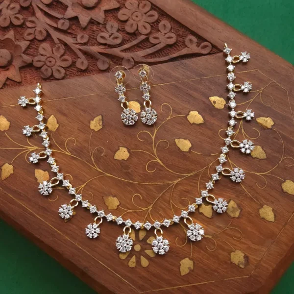 Lisa Floral AD Diamond Replica