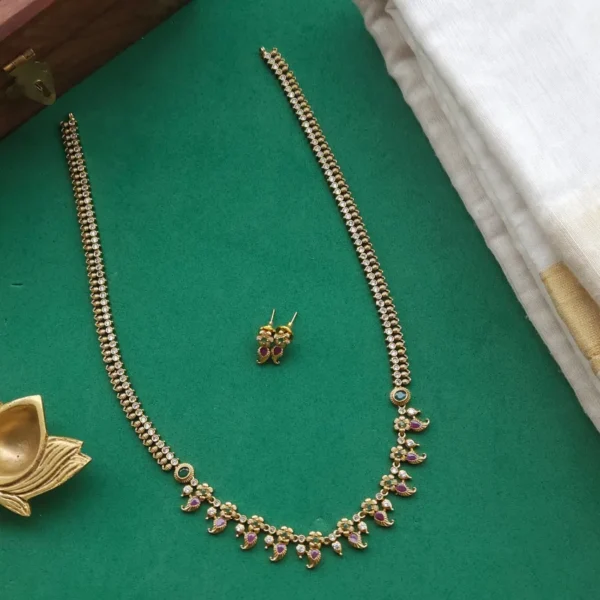 Mirali Minimal Long Chain